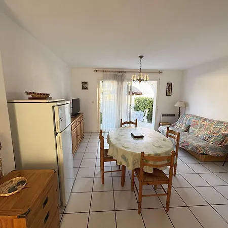 Cadre Ideal Pres De L'ocean Pour 4 Personnes A - Fr-1-831-6 *