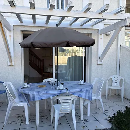 Cadre Ideal Pres De L'ocean Pour 4 Personnes A - Fr-1-831-6 Holiday home *